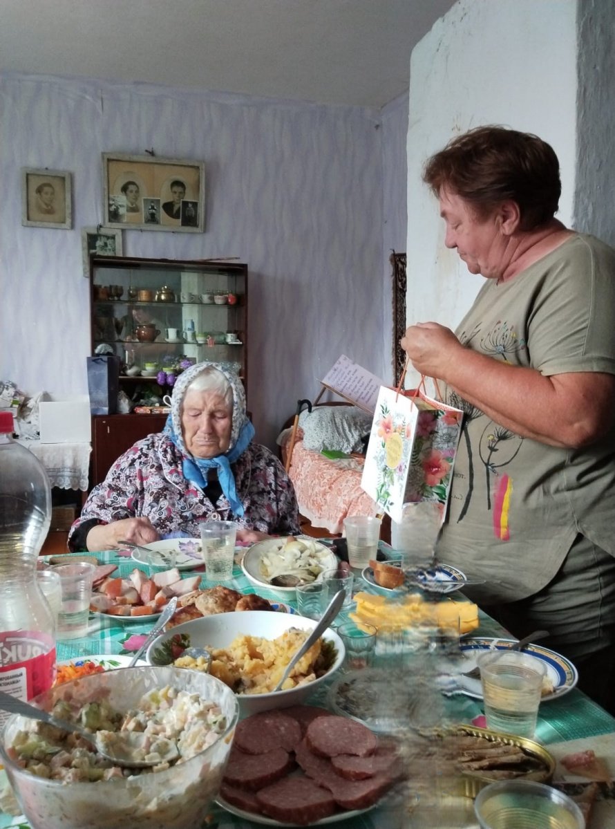 Поздравляем Лученкову Наталью Ивановну с 85-ием.