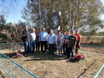 Боец спасая всю страну, ты отстоял родной Смоленск