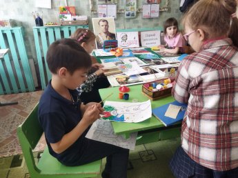 В солнечном царстве, космическом государстве
