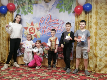 Творческий час по изготовлению бумажных журавликов